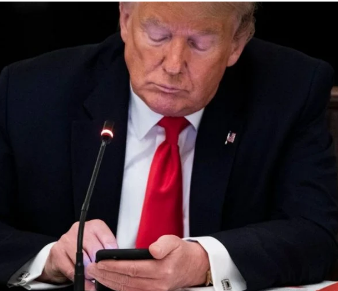 SERVIÇO DE CELULAR “TRUMP MOBILE” É ANUNCIADO