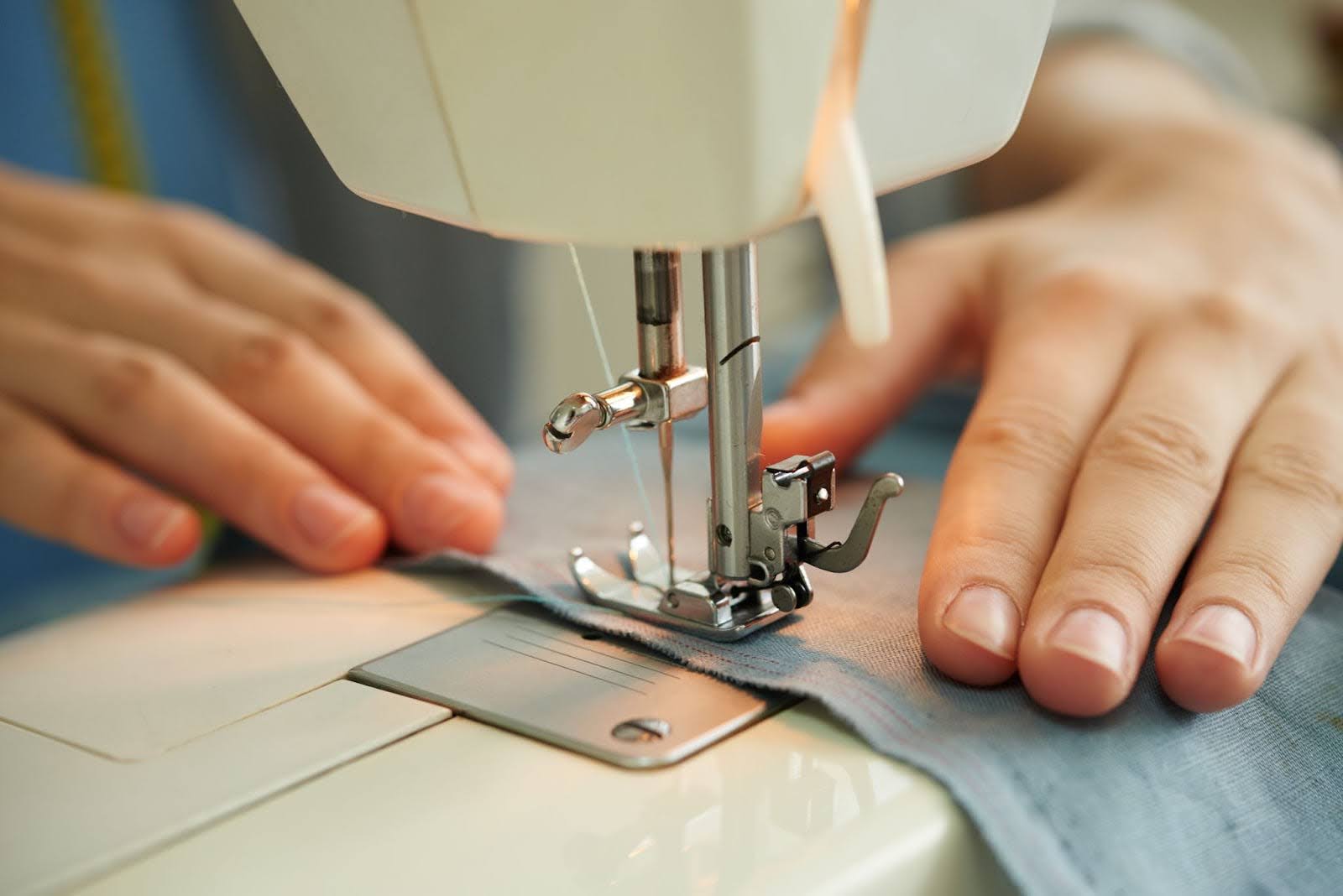 COSTURA GANHA FORÇA ENTRE JOVENS