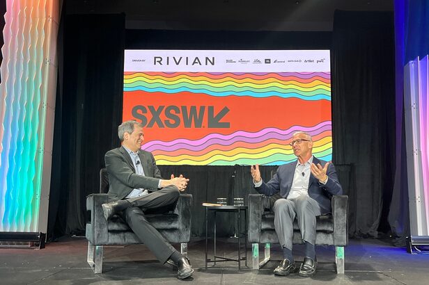 50 ANOS DA APPLE: DE QUASE FAL�NCIA � EMPRESA TRILION�RIA