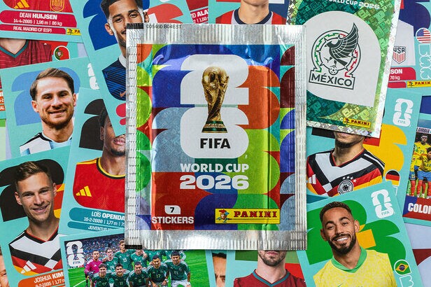 �LBUM DA COPA: MARCAS RESGATAM NOSTALGIA COM TROCA DE FIGURINHAS