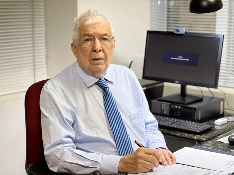 ASSISTA AO BASTIDOR CBN COM ALMIR PAZZIANOTTO