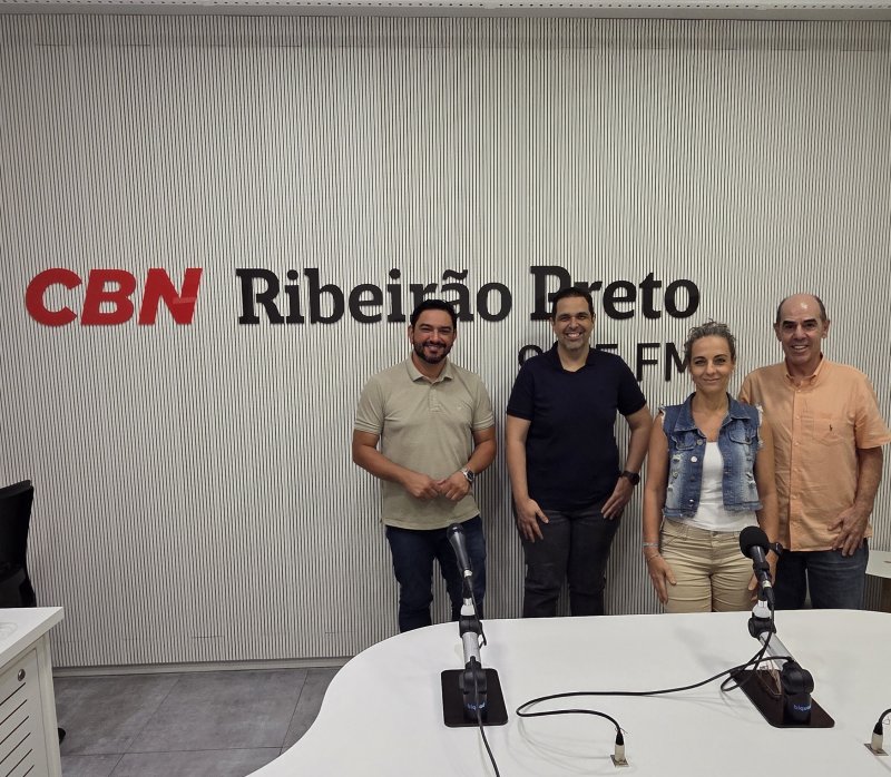 Assita o programa Bastidor CBN com Reger Sena, Luiz Augusto e Glauci Galavotti
