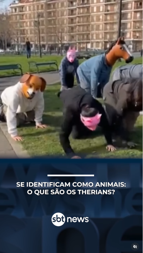 GENTE QUE SE VESTE COMO ANIMAIS